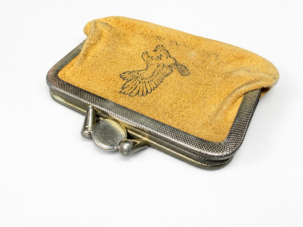Vintage Tan Suede Pheasant Coin Purse Kiss-Lock Metal Frame